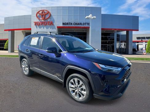 Used 2025 Toyota RAV4 XLE Premium image 3