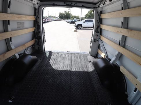 Used 2025 Chevrolet Express 2500 w/ Driver Convenience Package RWD image 12