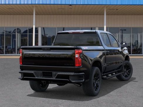 New 2026 Chevrolet Silverado 1500 Custom w/ LPO, Dark Essentials Package AWD/4WD image 4
