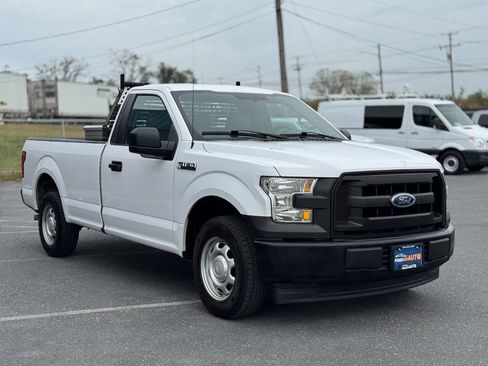 Used 2017 Ford F150 XL w/ Equipment Group 101A Mid image 3