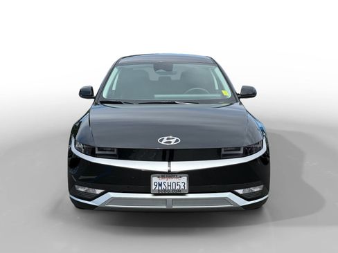 Certified 2024 Hyundai Ioniq 5 SEL RWD image 8