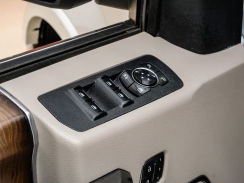 Used 2020 Ford F150 Limited w/ Trailer Tow Package image 43