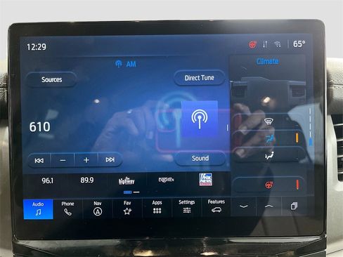 Used 2024 Ford Expedition XLT image 15