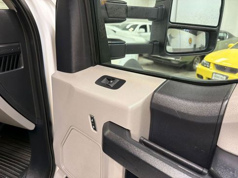 Used 2020 Ford F550 2WD Regular Cab Super Duty image 35