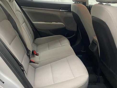 Used 2018 Hyundai Elantra SEL image 12