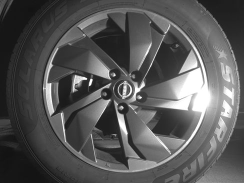 Used 2025 Nissan Rogue SV image 12