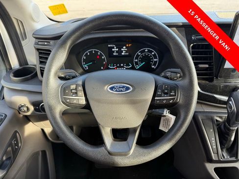 Used 2023 Ford Transit 350 XLT image 9