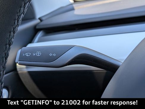 Used 2021 Tesla Model 3 Performance image 32