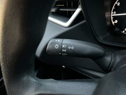 Used 2024 Toyota Corolla LE FWD image 19