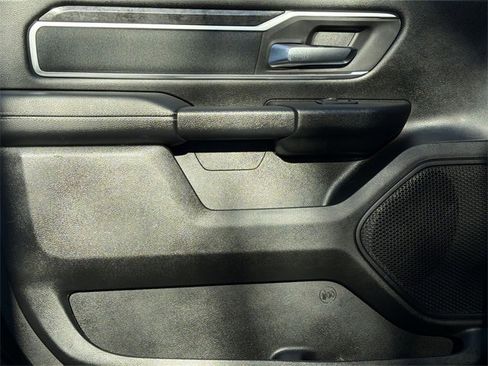 Used 2019 RAM 1500 Big Horn image 23