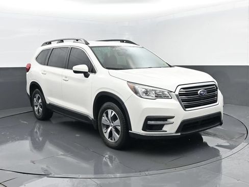 Used 2020 Subaru Ascent Premium w/ Convenience Package AWD/4WD image 3