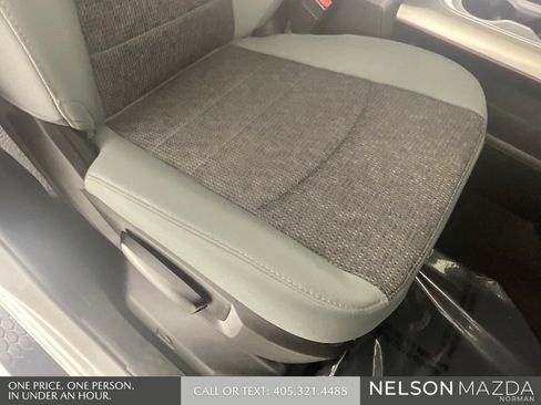 Used 2019 RAM 1500 Big Horn AWD/4WD image 26