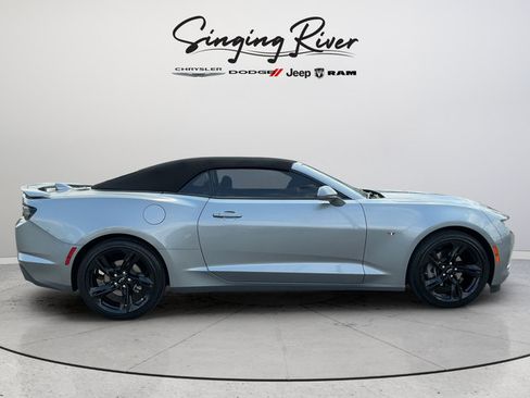 Used 2024 Chevrolet Camaro LT w/ Technology Package RWD image 8