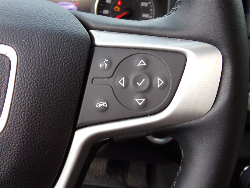Used 2024 GMC Terrain SLT AWD/4WD image 33