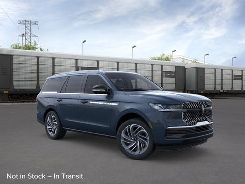New 2026 Lincoln Navigator Reserve AWD/4WD image 52