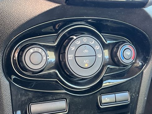 Used 2019 Ford Fiesta SE w/ Equipment Group 201A image 20