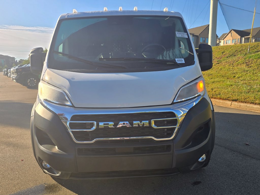 Used 2025 RAM ProMaster 2500 w/ U-Haul Equipment Group FWD image 9