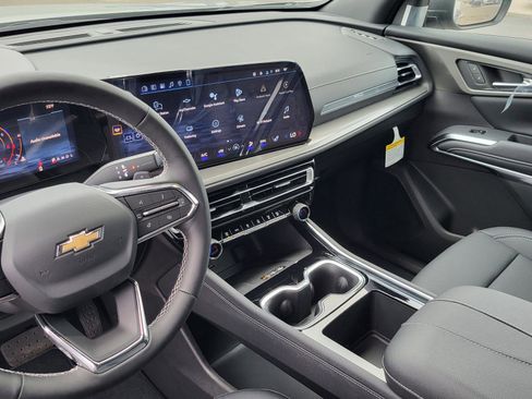 New 2026 Chevrolet Traverse LT FWD image 18
