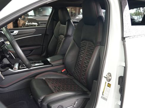Used 2021 Audi RS 6 w/ Executive Package AWD/4WD image 9