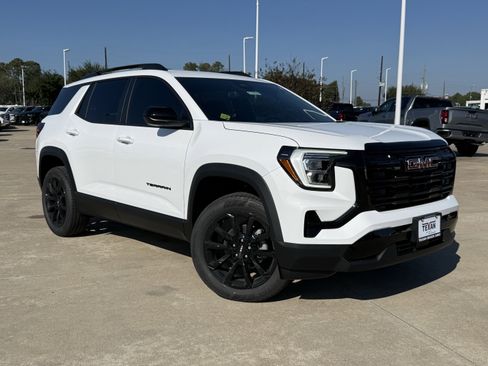 New 2026 GMC Terrain Elevation w/ Elevation Premium Package FWD image 2