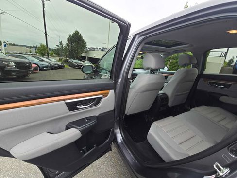 Used 2017 Honda CR-V EX image 15
