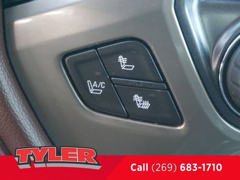 Used 2014 Chevrolet Silverado 1500 High Country image 35