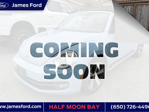 Used 2013 Volkswagen Beetle 2.0T image 1