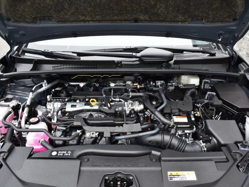 Certified 2026 Toyota Prius LE AWD/4WD image 27