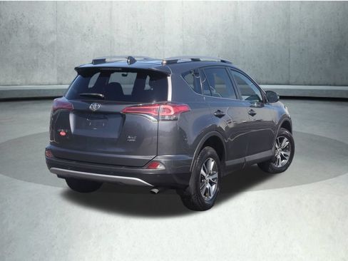 Used 2017 Toyota RAV4 XLE AWD/4WD image 20