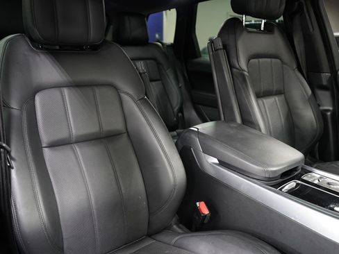 Used 2019 Land Rover Range Rover Sport HSE AWD/4WD image 25