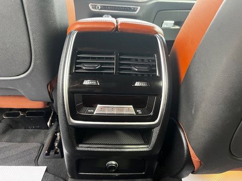 Used 2021 BMW X5 xDrive40i w/ M Sport Package image 23