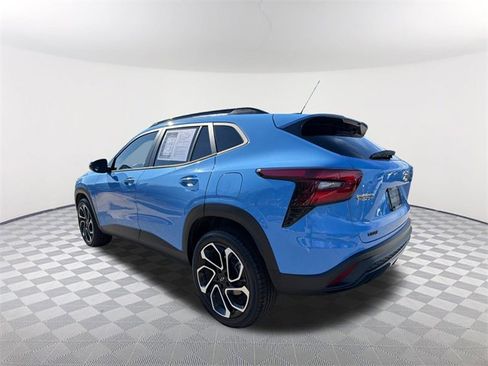 Used 2024 Chevrolet Trax RS w/ Sunroof Package image 7