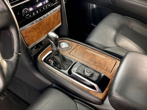 Used 2023 Nissan Armada SL w/ Captain's Chairs Package RWD image 18