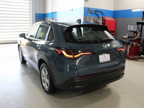 Certified 2023 Honda HR-V LX image 35