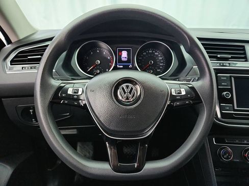 Used 2019 Volkswagen Tiguan S w/ 3rd Row Seat Package AWD/4WD image 13