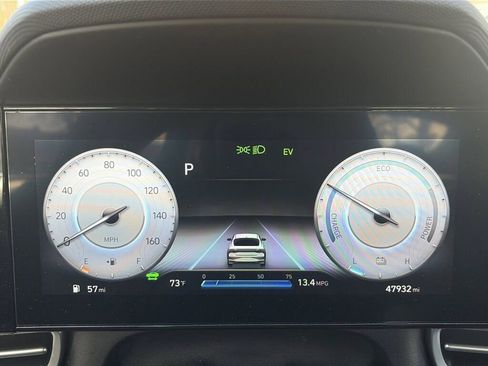 Used 2023 Hyundai Elantra Limited image 16