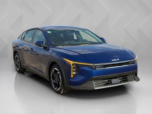 New 2026 Kia K4 EX image 3