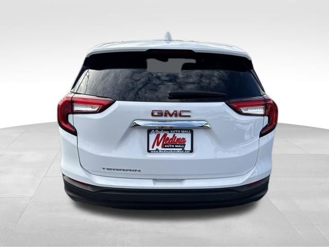 Used 2024 GMC Terrain SLE FWD image 6