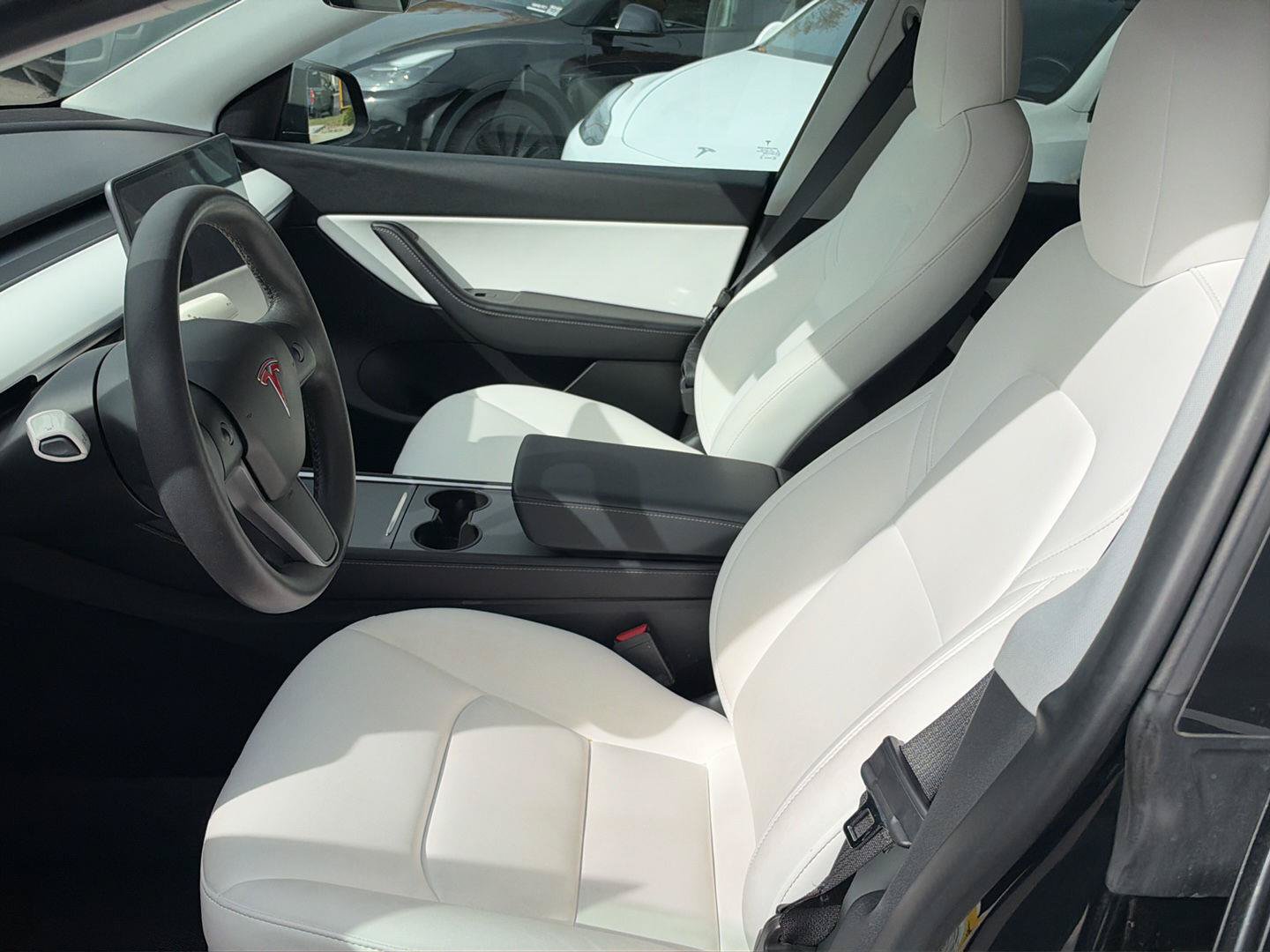 Used 2022 Tesla Model Y Performance AWD/4WD image 15