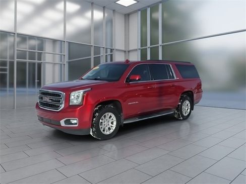 Used 2015 GMC Yukon XL SLE w/ Convenience Package image 4