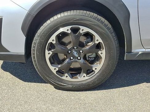 Used 2023 Subaru Crosstrek 2.0i Premium image 8