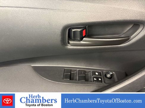 Used 2024 Toyota Corolla LE FWD image 15