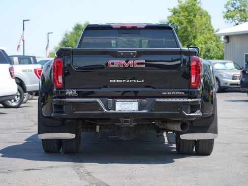 Used 2023 GMC Sierra 3500 Denali w/ Denali Ultimate Package AWD/4WD image 4