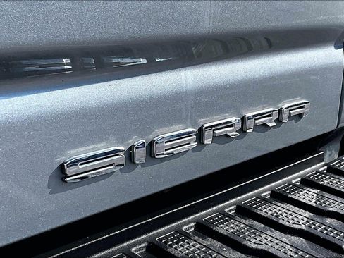 Used 2024 GMC Sierra 3500 Denali w/ Denali Reserve Package image 8