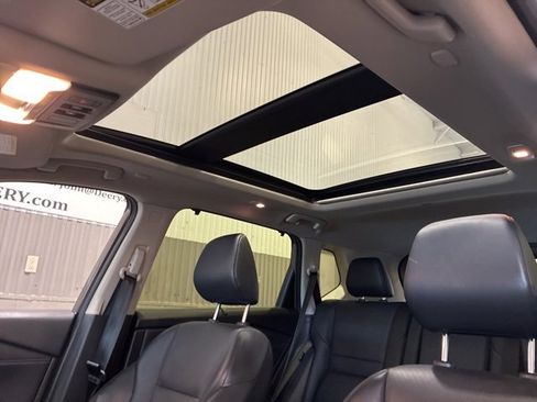 Certified 2024 Nissan Rogue SV w/ SV Premium Package image 26