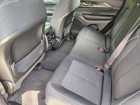 New 2026 Jeep Grand Cherokee Laredo RWD image 24