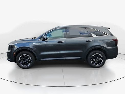 Used 2024 Kia Sorento S AWD/4WD image 6