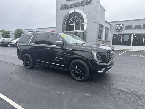 Used 2026 GMC Yukon Denali Ultimate AWD/4WD image 1