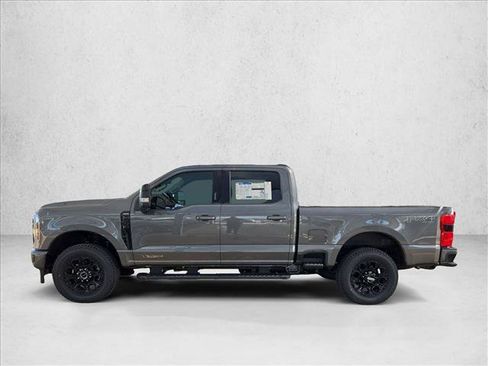 New 2026 Ford F250 Lariat w/ Black Appearance Package AWD/4WD image 5
