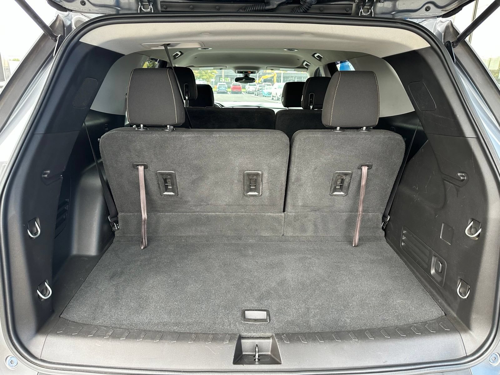 Used 2018 Chevrolet Traverse LS AWD/4WD image 12